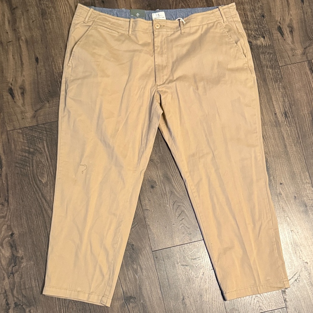 Men's Tan Chino Pants - Classic Straight Fit